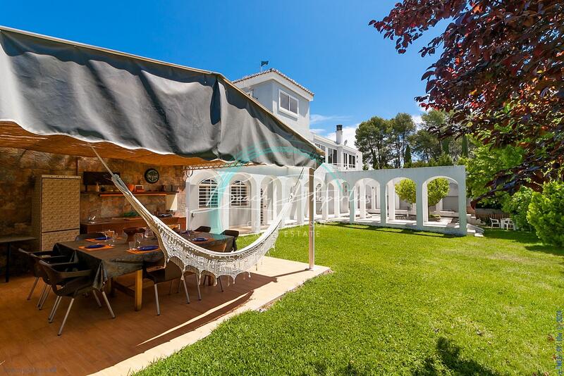 4 bedroom Villa for sale