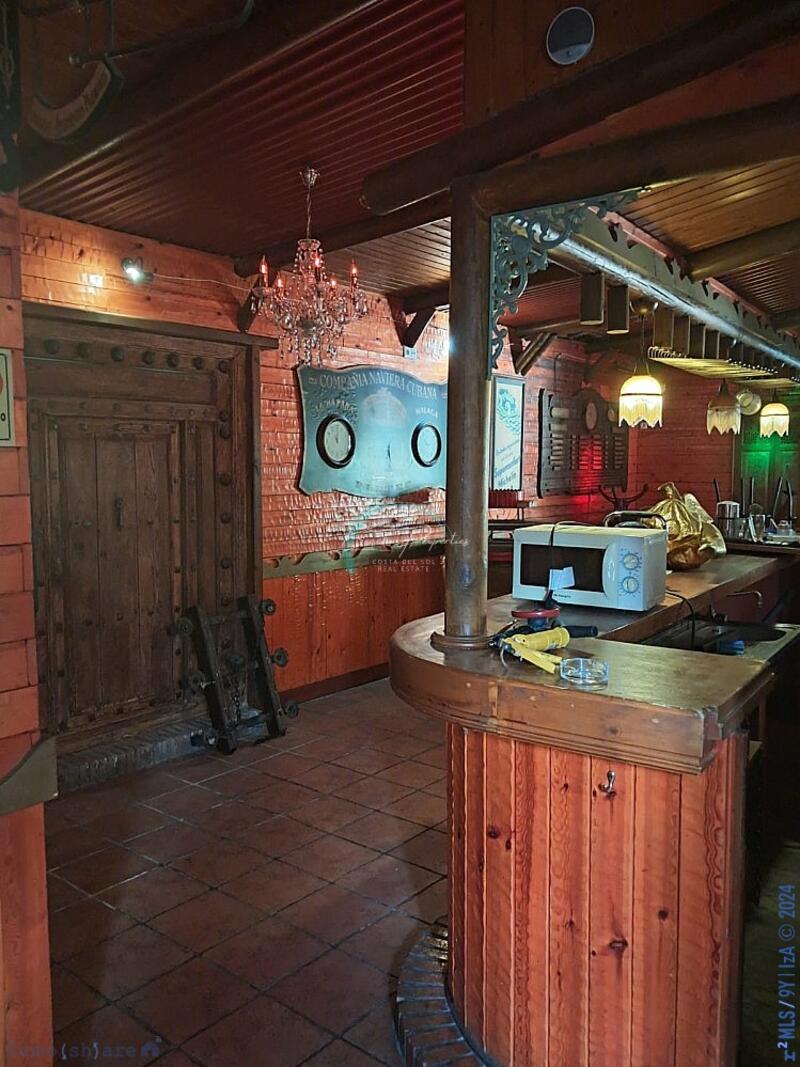 Commercial Property for sale in Nerja, Málaga