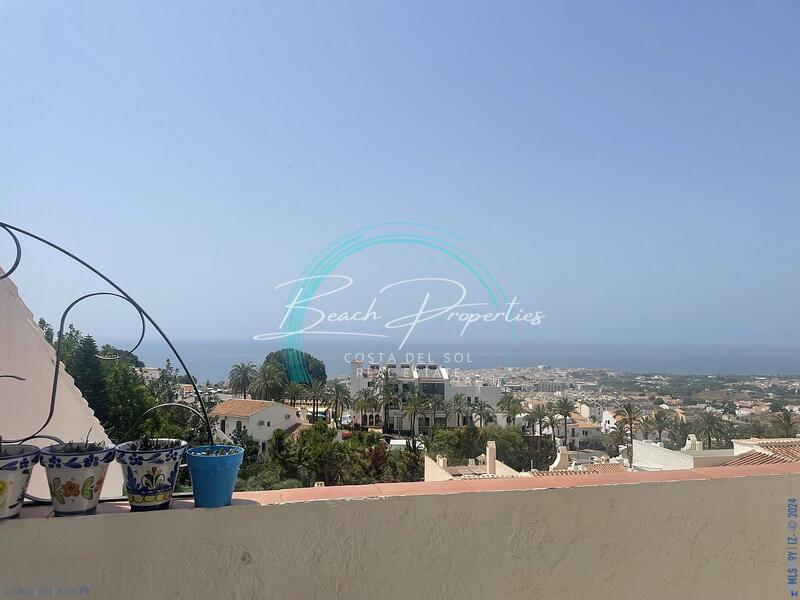 Adosado en venta en Nerja, Málaga