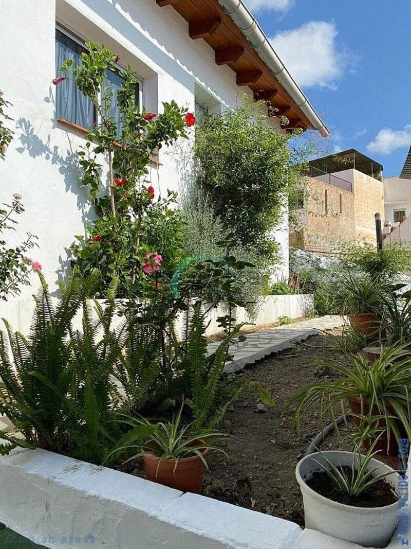 3 bedroom Townhouse for sale