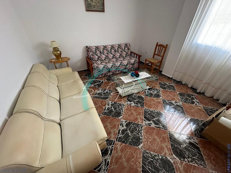 4 bedroom Townhouse for sale