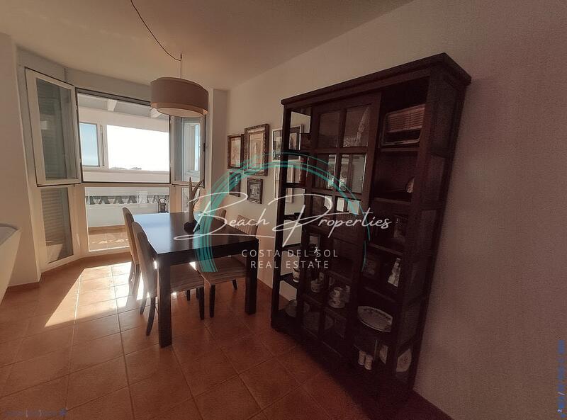 4 slaapkamer Gezinswoning Te koop