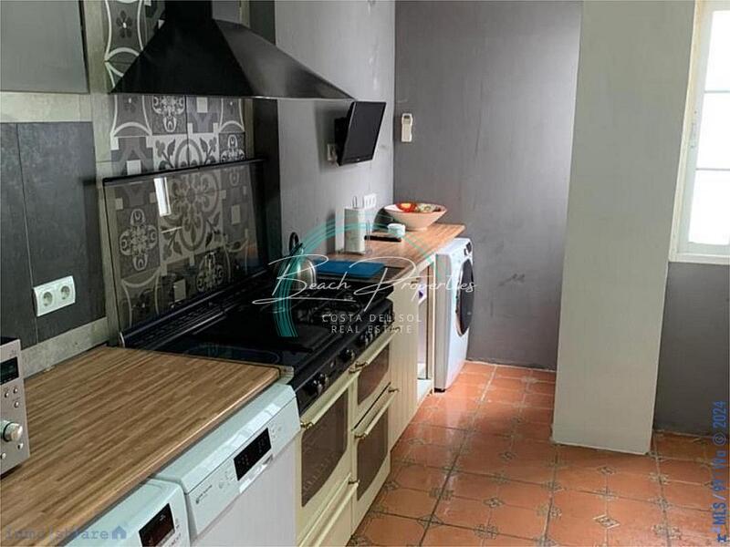 6 Schlafzimmer Stadthaus zu verkaufen