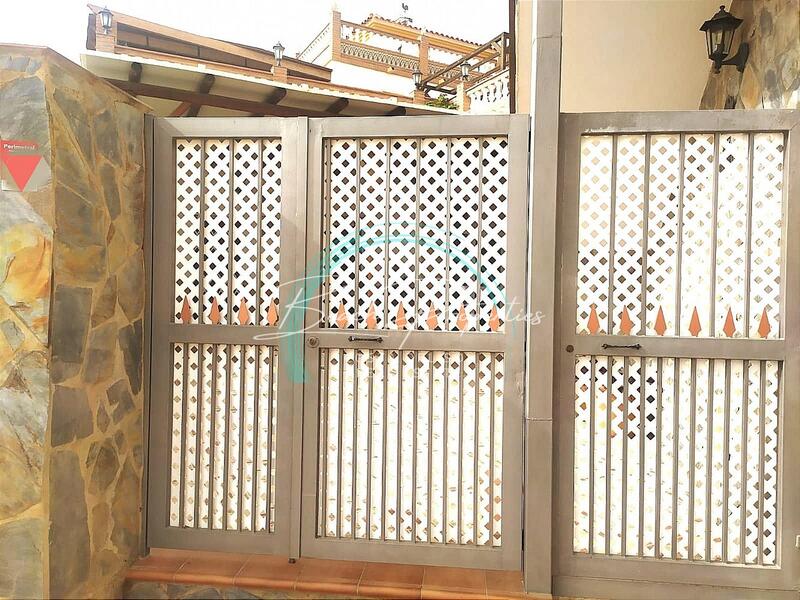 3 bedroom Villa for Long Term Rent