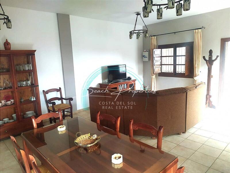 3 bedroom Villa for Long Term Rent