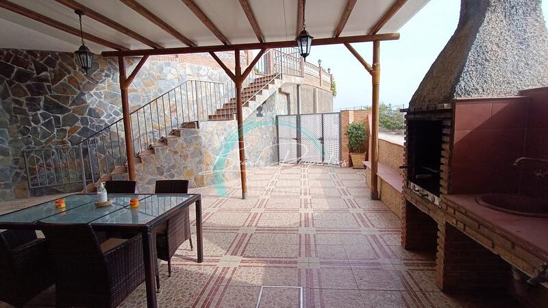 3 bedroom Villa for Long Term Rent