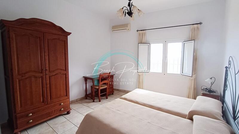 3 bedroom Villa for Long Term Rent