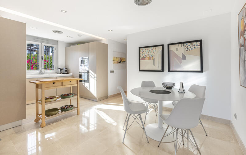 3 bedroom Apartment for sale 3 bedroom Apartment for sale