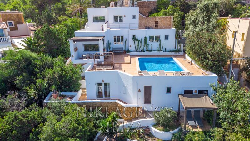 5 bedroom Villa for sale