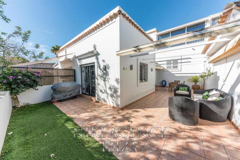 Maison de Ville à vendre dans Sant Josep de Sa Talaia, Ibiza