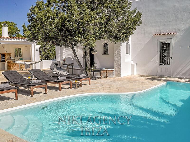 8 soveværelse Villa til salg