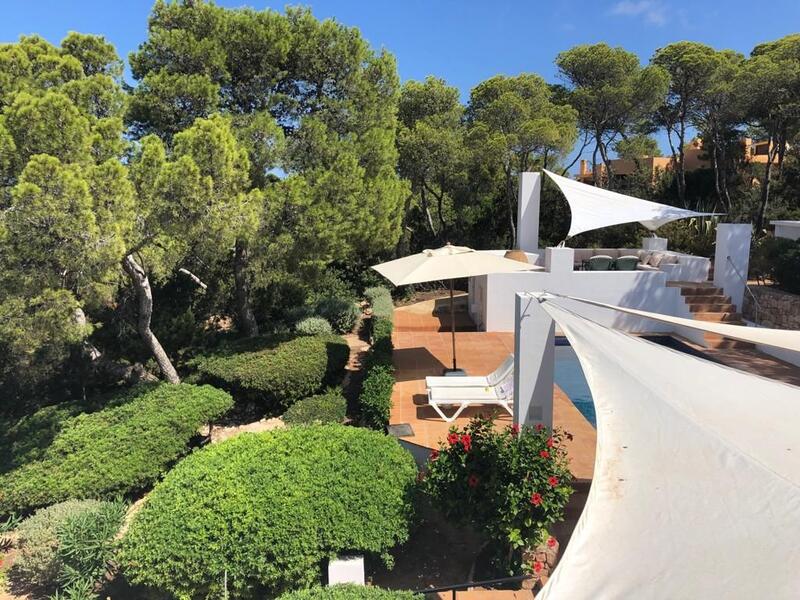 4 bedroom Villa for sale
