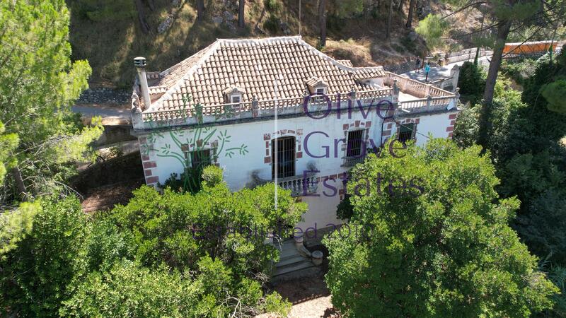 Country House for sale in Agres, Alicante