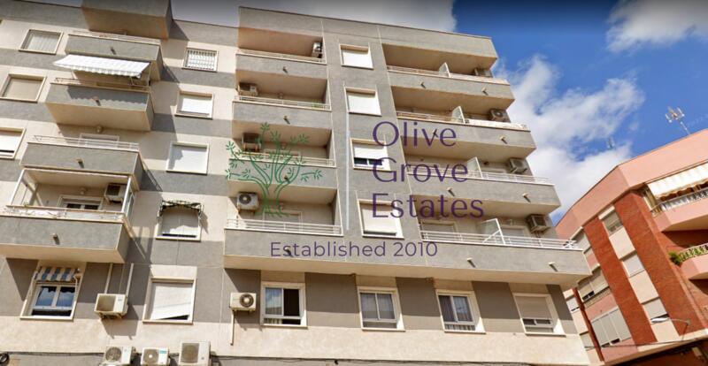 Apartamento en venta en Sax, Alicante