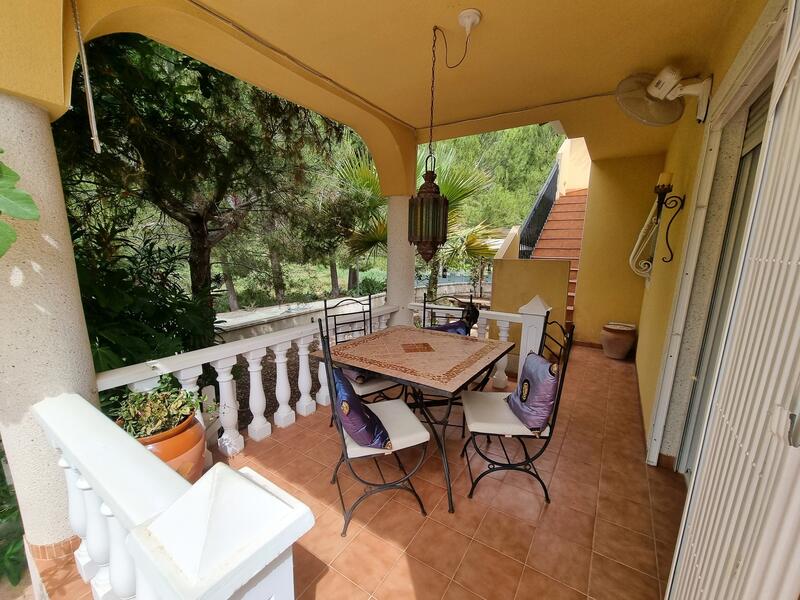 Villa en venta en Ibi, Alicante