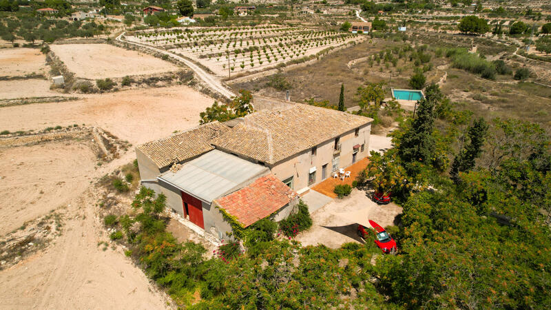 Villa til salg i Monóver, Alicante