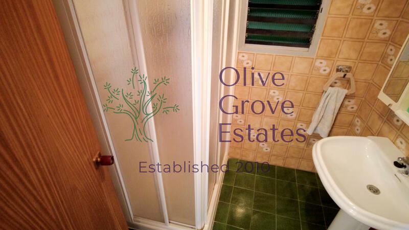 4 bedroom Townhouse for sale