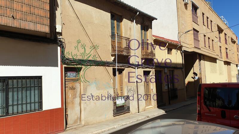 Jord til salg i Almansa, Albacete