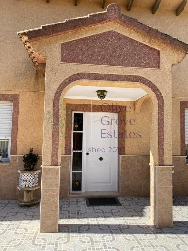 4 slaapkamer Villa Te koop