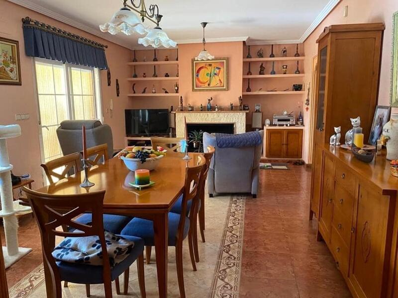 4 slaapkamer Villa Te koop