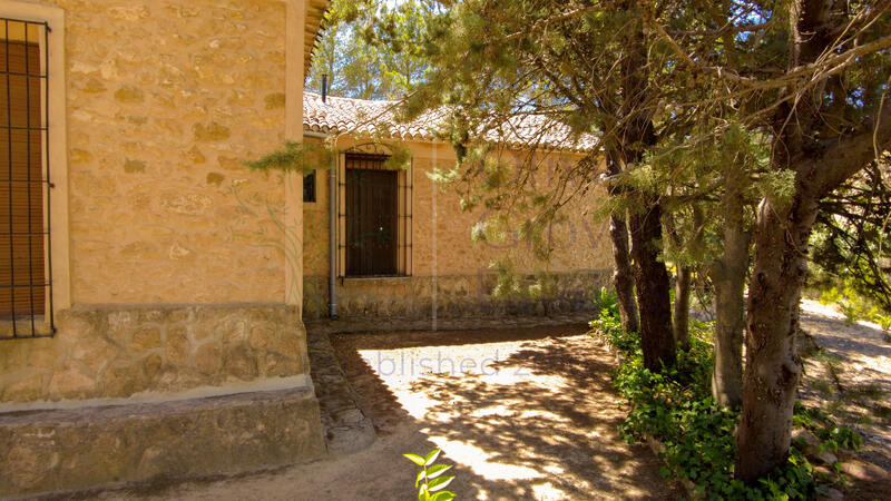 4 bedroom Villa for sale