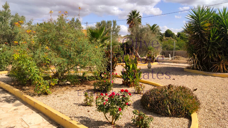 6 Cuarto Villa en venta
