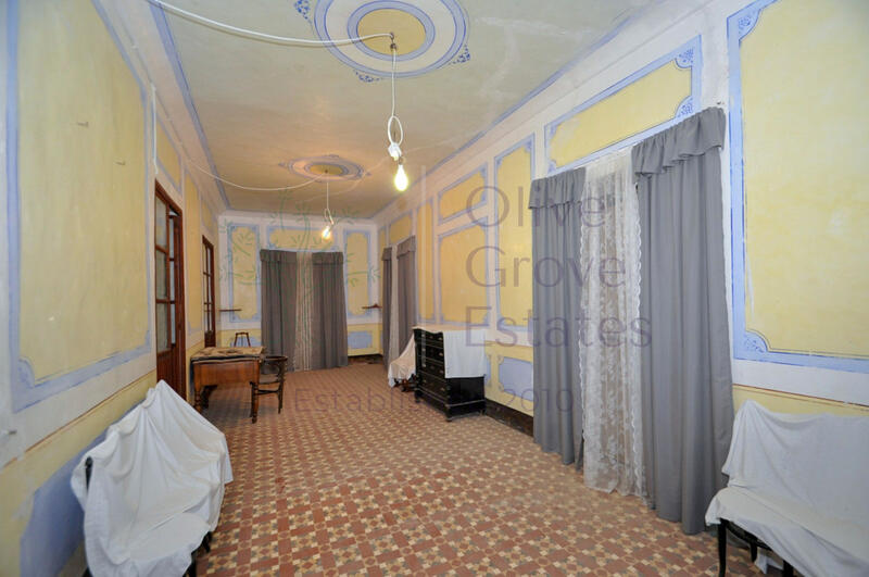 8 slaapkamer Villa Te koop