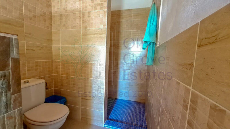 4 Cuarto Villa en venta