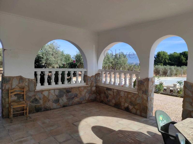 6 bedroom Villa for sale