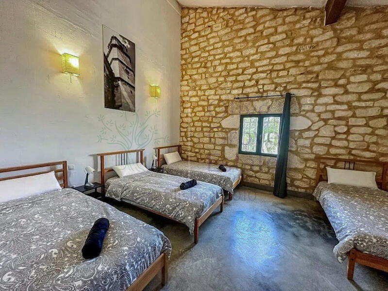 9 Schlafzimmer Landhaus zu verkaufen