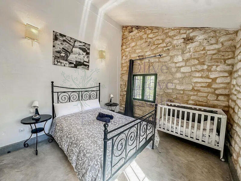 9 Schlafzimmer Landhaus zu verkaufen