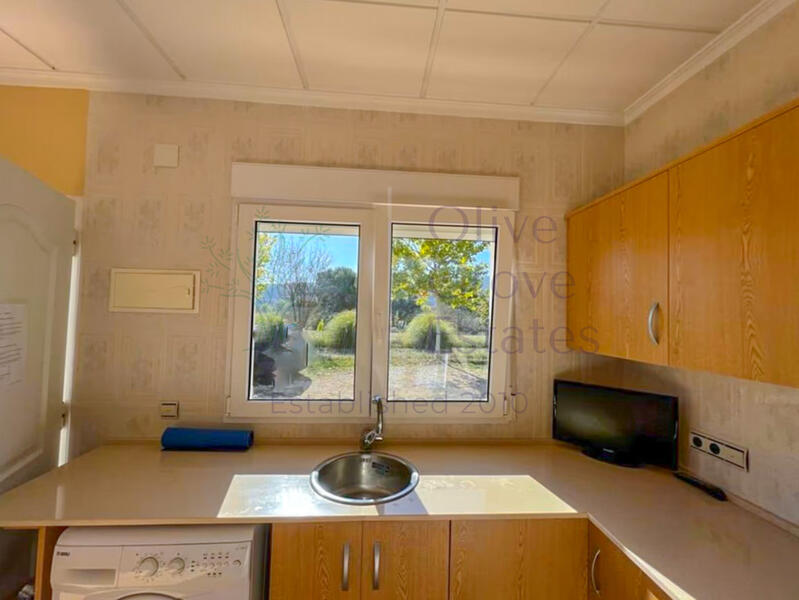 1 bedroom Country House for sale