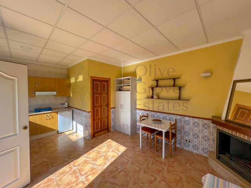1 bedroom Country House for sale