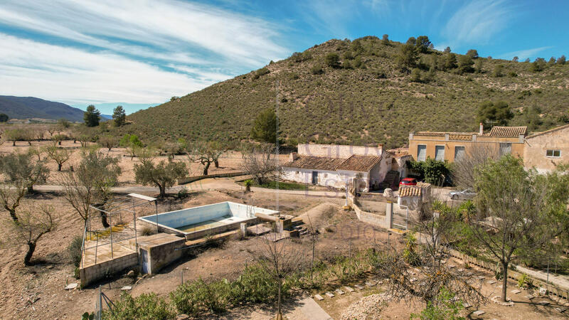 Деревенский Дом продается в Los Villena, Alicante