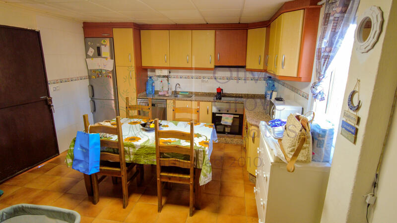 3 bedroom Country House for sale