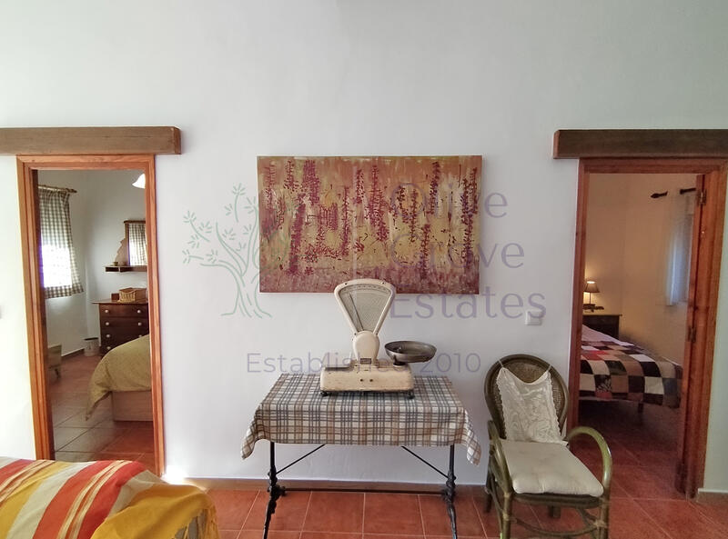 3 Schlafzimmer Landhaus zu verkaufen