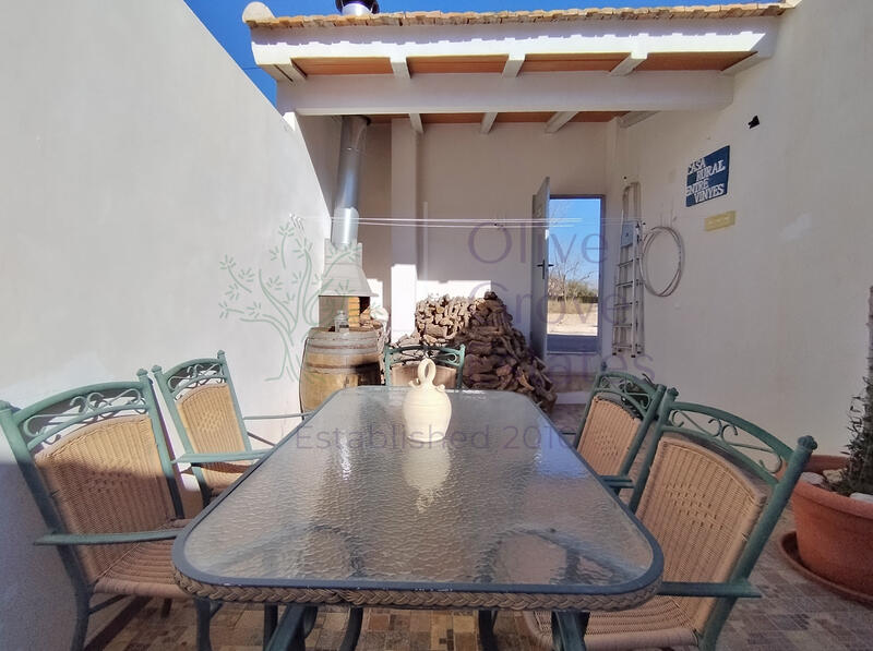 3 Schlafzimmer Landhaus zu verkaufen