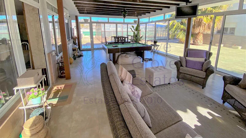 Townhouse for sale in Sax, Alicante