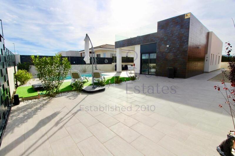 Villa till salu i Aspe, Alicante