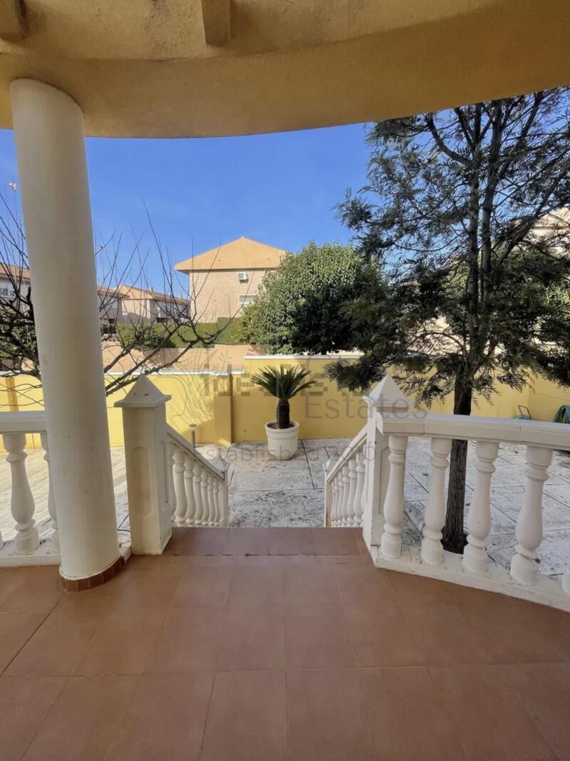5 Schlafzimmer Villa zu verkaufen