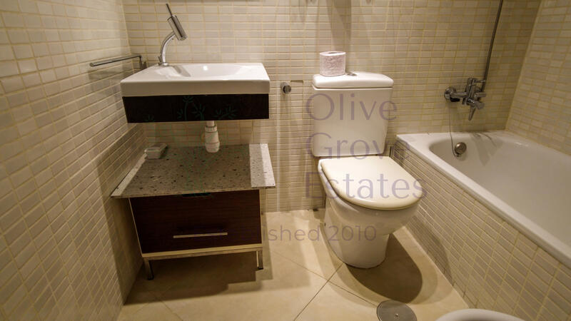 3 bedroom Apartment for Long Term Rent