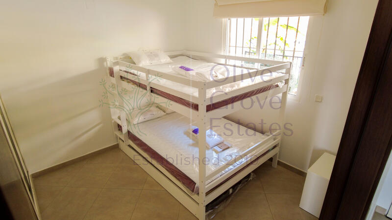 3 bedroom Apartment for Long Term Rent
