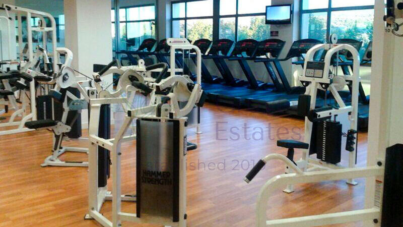 3 bedroom Apartment for Long Term Rent