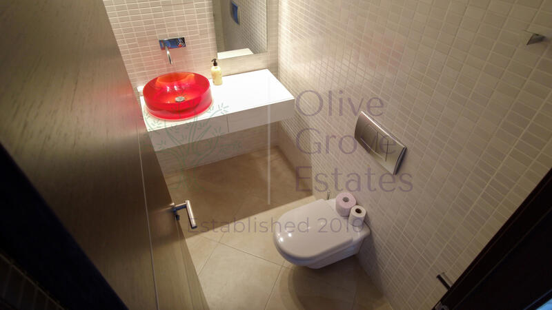 3 bedroom Apartment for Long Term Rent