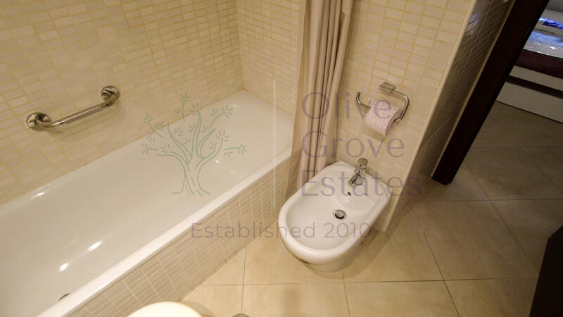 3 bedroom Apartment for Long Term Rent