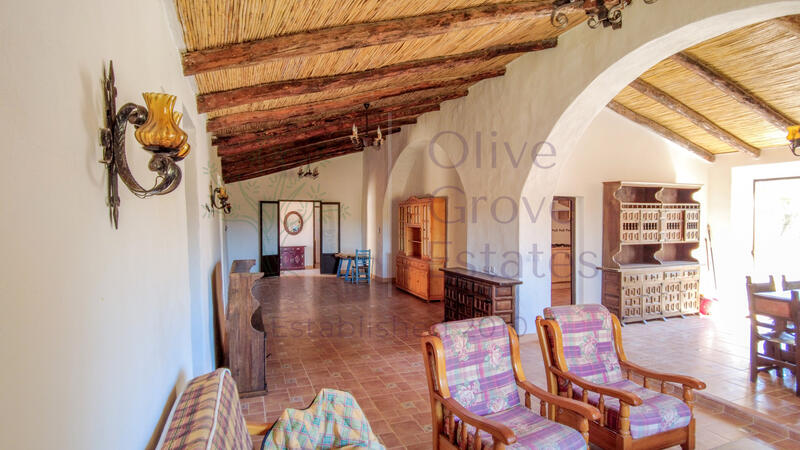 Country House for sale in Almansa, Albacete