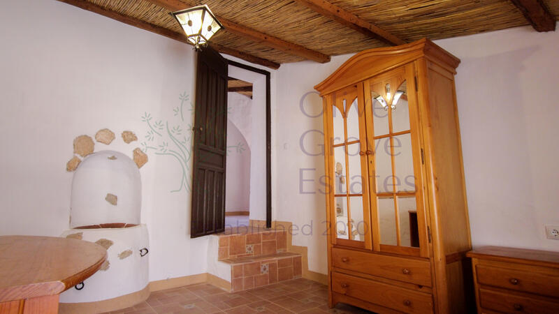 8 bedroom Country House for sale
