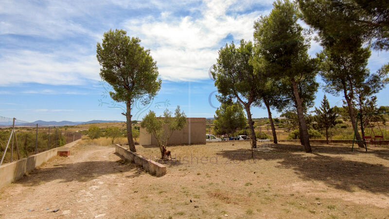 4 bedroom Country House for sale