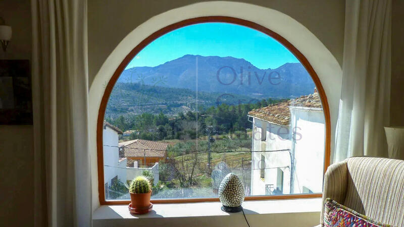 4 bedroom Country House for sale