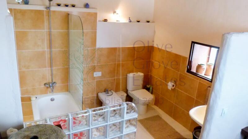 4 bedroom Country House for sale